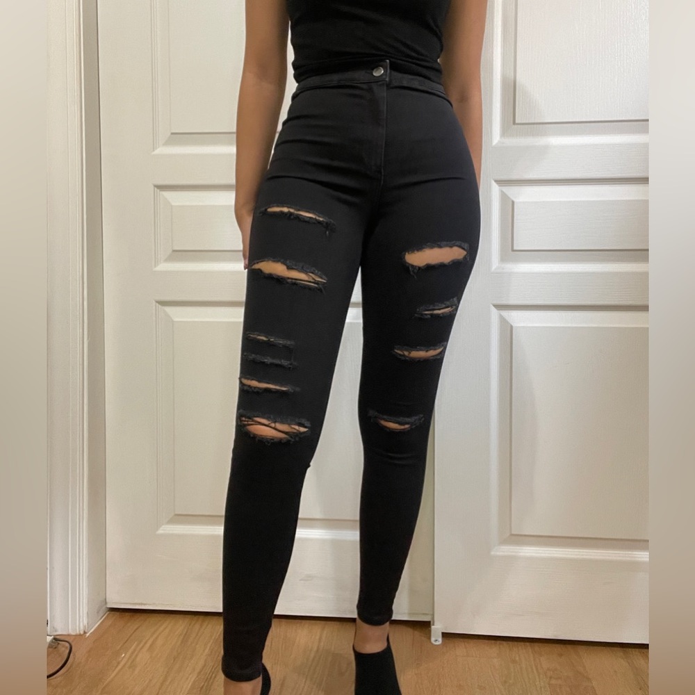 Topshop Joni jean with super rip in black